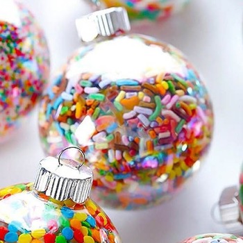 Bolas transparente com docinho dentro para festa