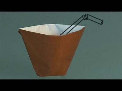 Um copo de papel, como fazer origami