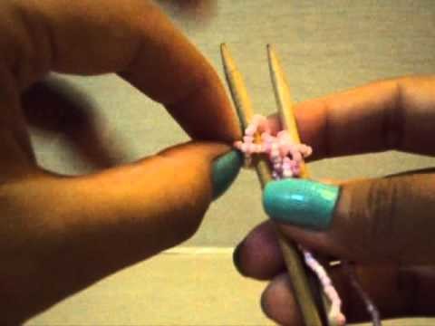 Rabo de rato com miçangas ou "spool knitting"