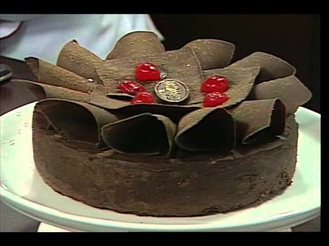 Tudo de Bom - Receita torta trufada de chocolate 22.06.2011