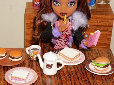Como fazer hambúrguer e misto  (de cola quente) para boneca Monster High, Barbie, etc