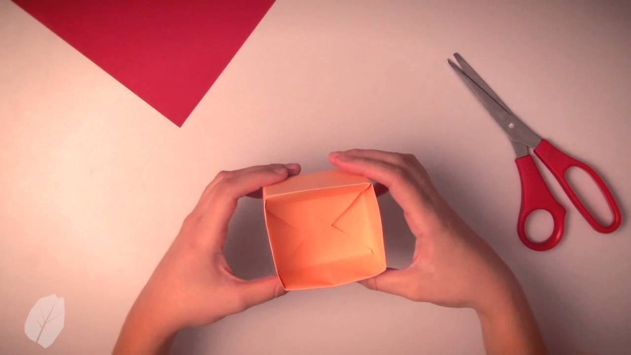 Como fazer uma caixinha organizadora de papel - Origami
