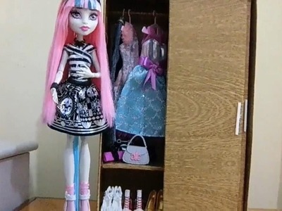 Como fazer guarda-roupa com porta de correr para boneca Monster High, Pullip, Barbie e etc