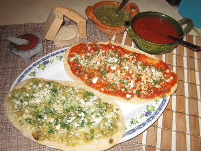 HUARACHES ESTILO D.F. CON UN TOQUE MIO - ANTOJITOS MEXICANOS aleliamada.