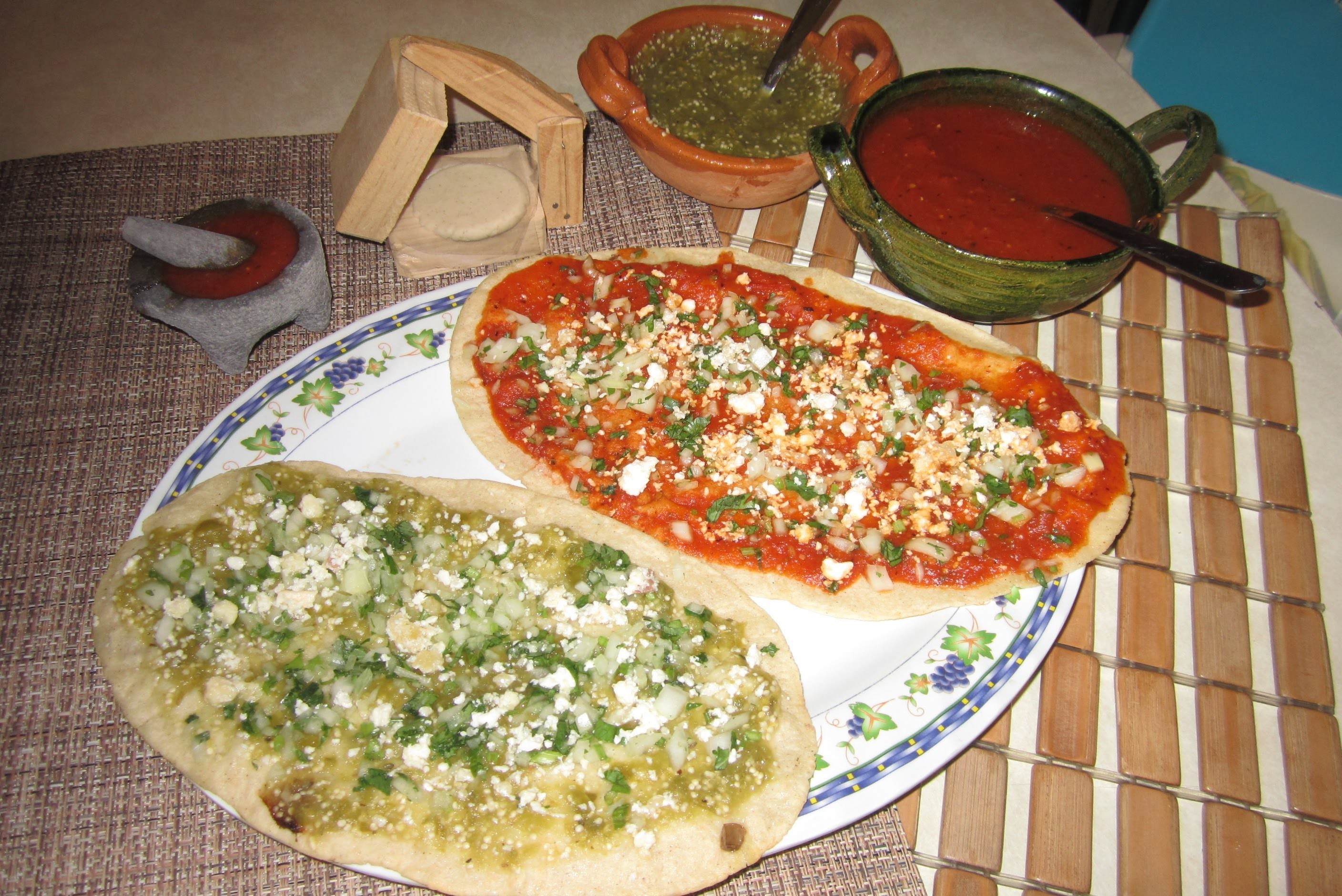 HUARACHES ESTILO D.F. CON UN TOQUE MIO - ANTOJITOS MEXICANOS aleliamada.