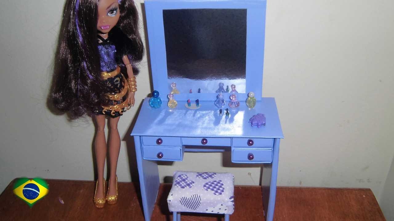 Como fazer uma penteadeira & escrivaninha para boneca Monster High, Pullip, Barbie e etc