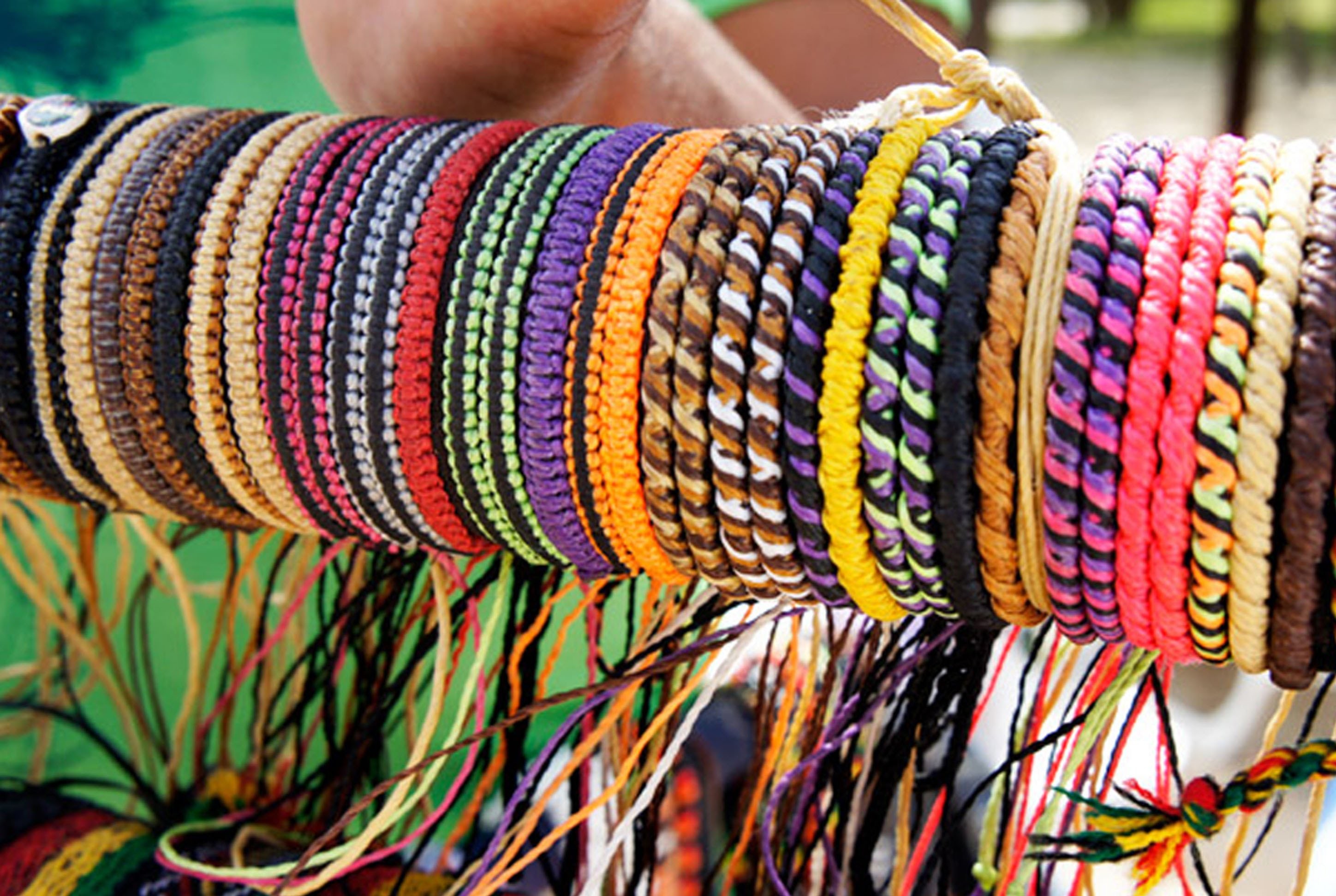 DIY - Friendship Bracelets (pulseira da amizade.hippie)