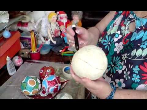 Artesanato em Papel Mache (Handcrafts) - Bolas Decorativas