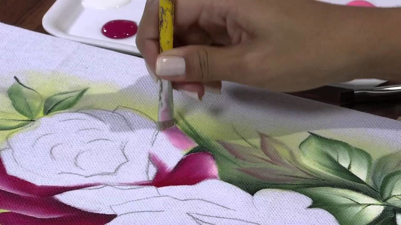 Mulher.com 25.04.2013 Ana Laura Rodrigues - Pintura em tecido rosas Parte 1