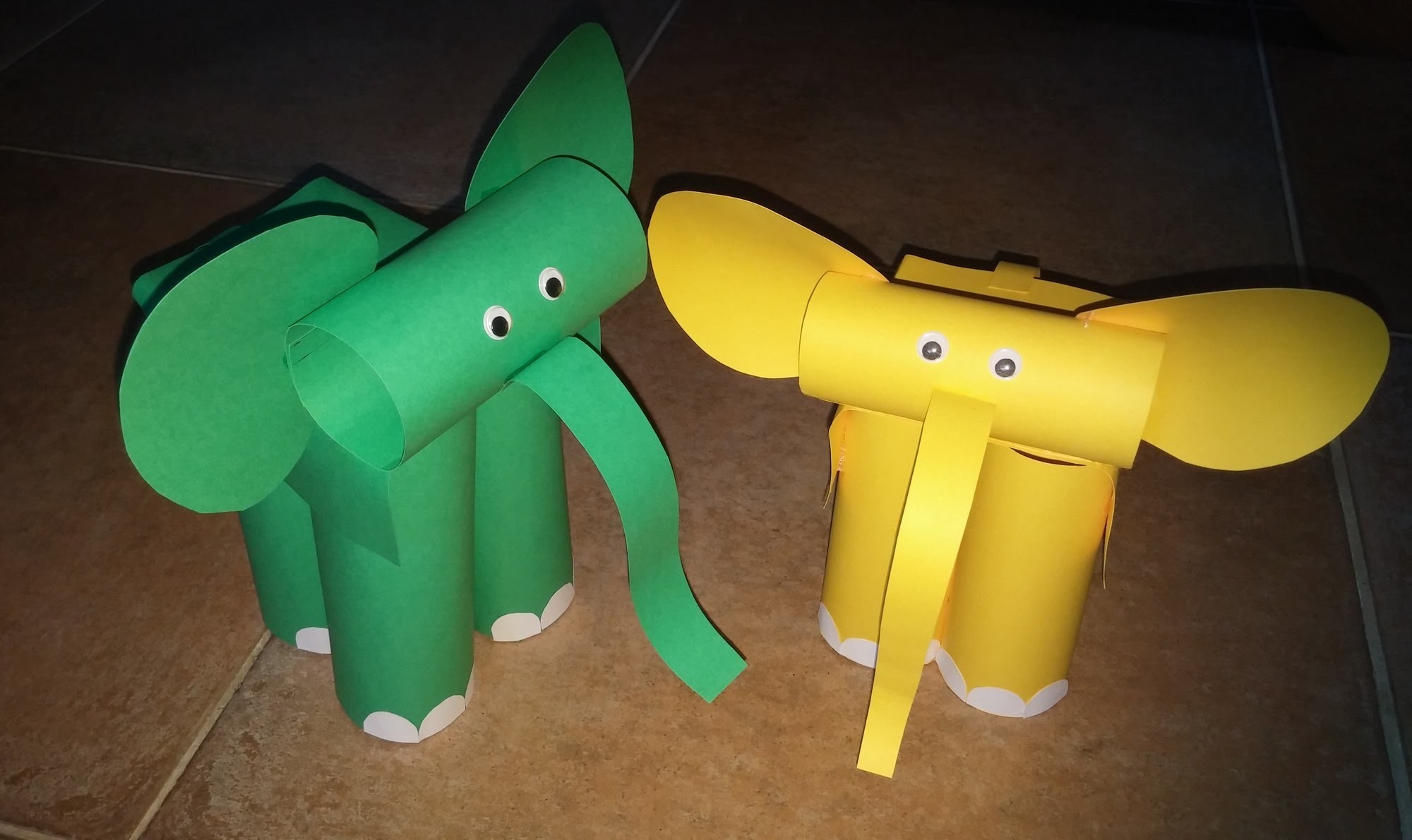 Como fazer brinquedos de papel - Elefante de cartolina - Paper toys