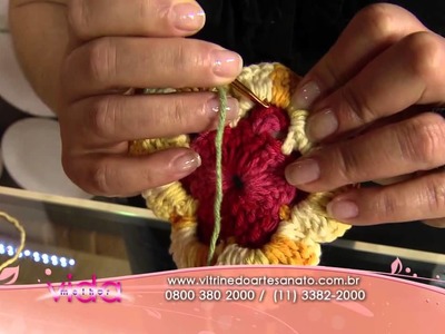 Saiba como fazer uma linda flor em crochê!