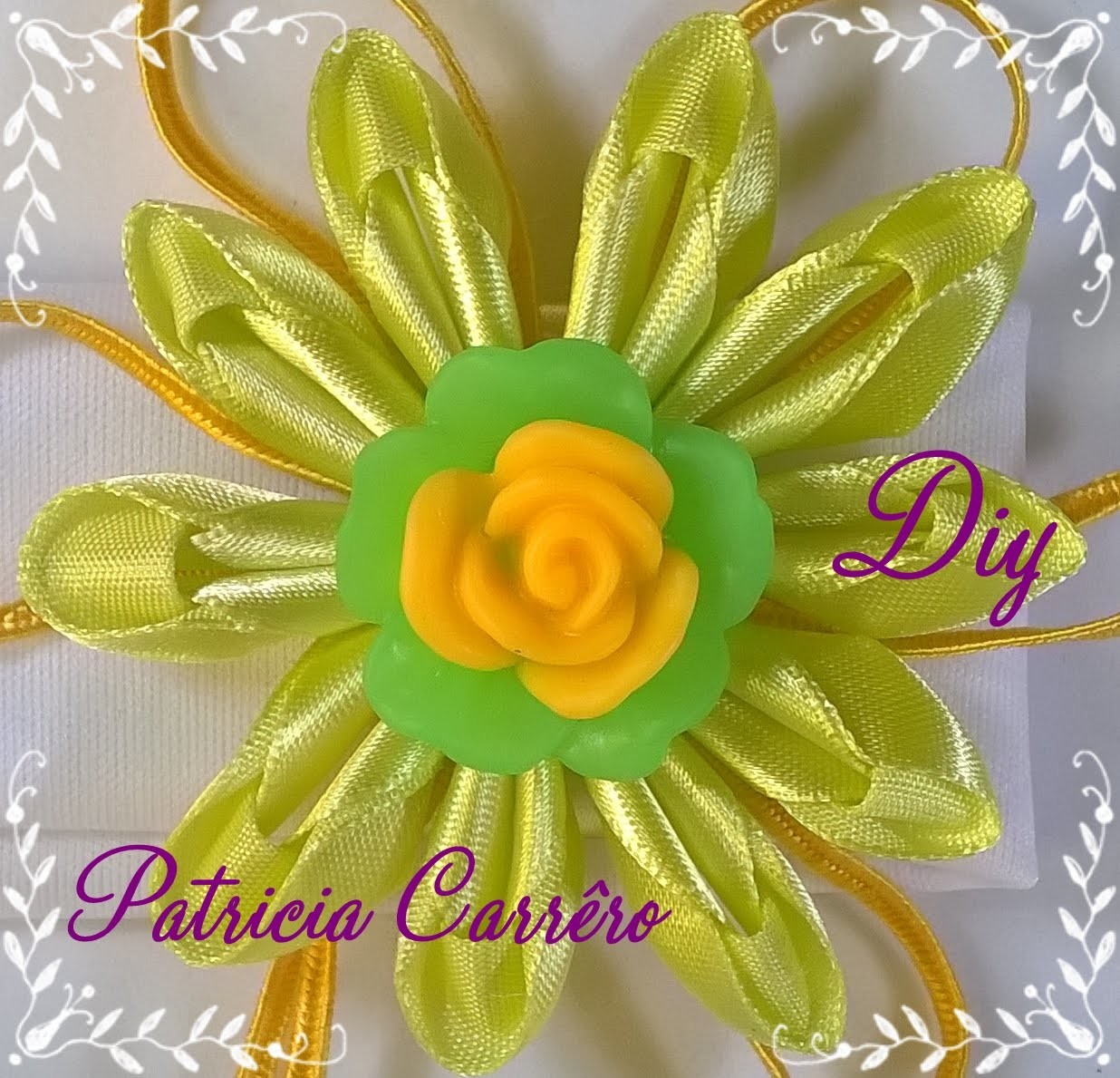 Faixa de cabeça com flor de fita com soutache DIY \ Headband with ribbon flower with soutache DIY
