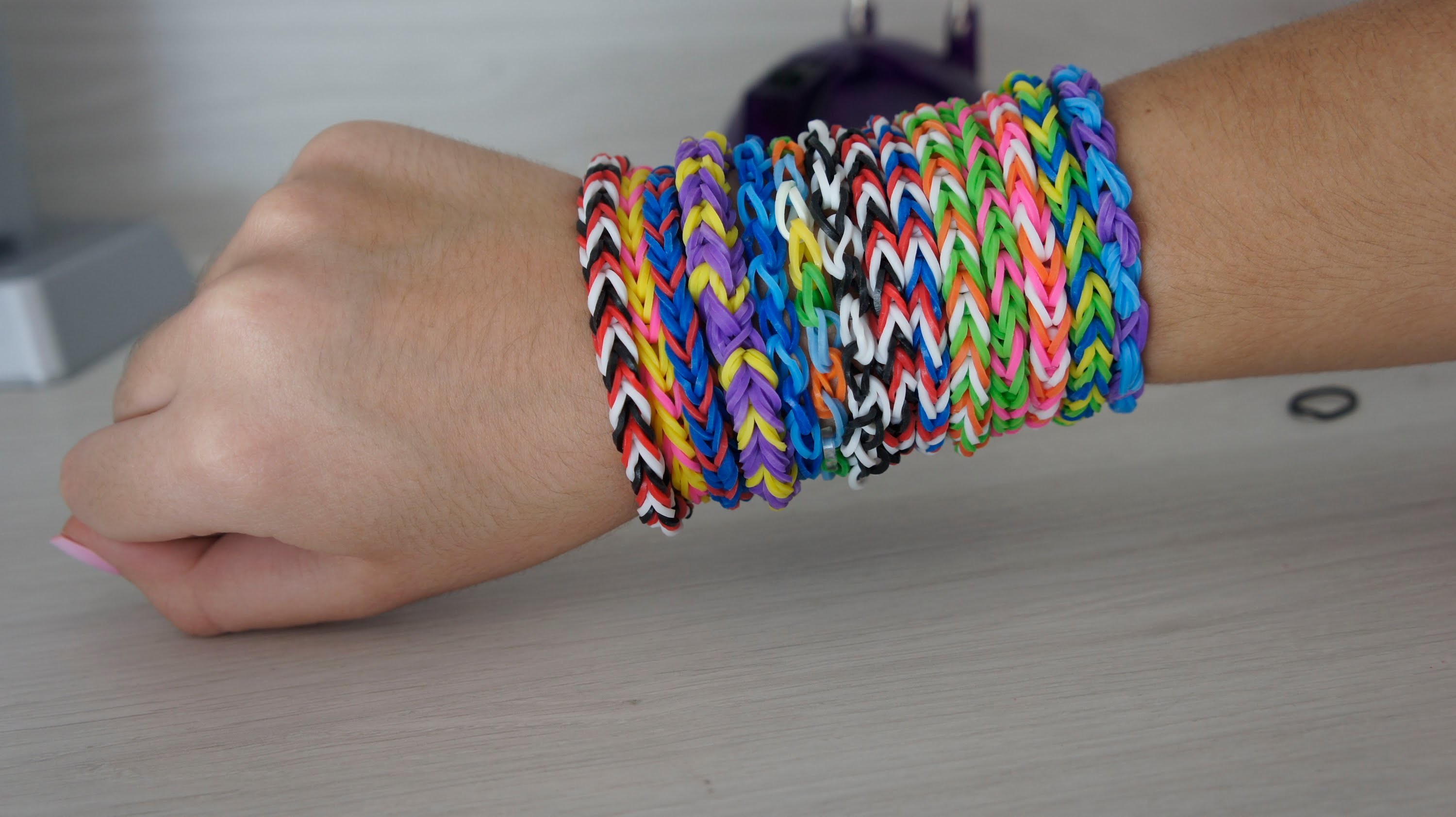 DIY: Rainbow Loom -pulseirinhas de elástico