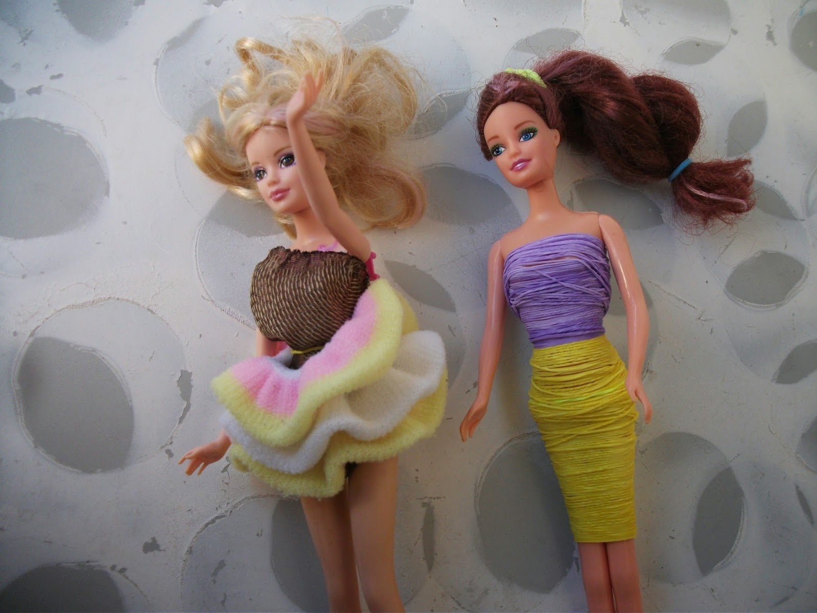 DIY: Vestido para Barbie, Rainbow Loom Barbie Dress