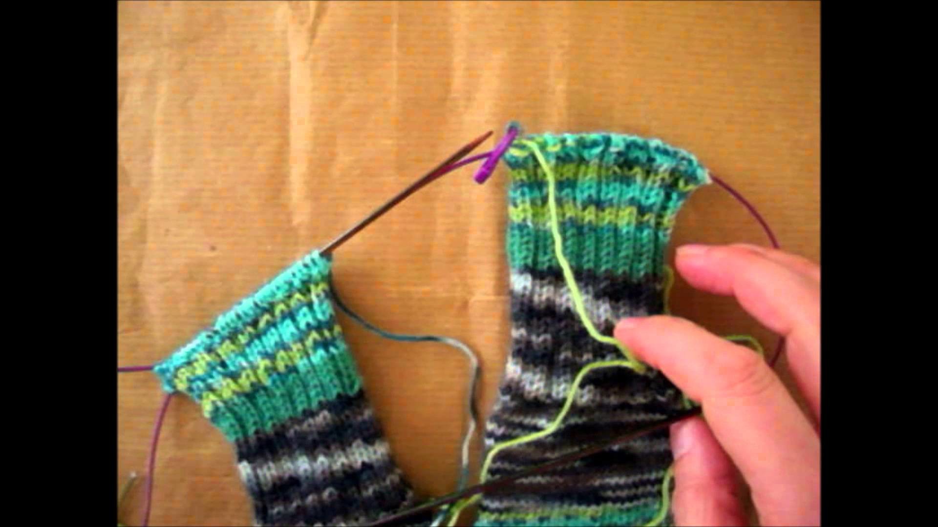 Duas meias ao mesmo tempo, remate cosido, tutorial tricot