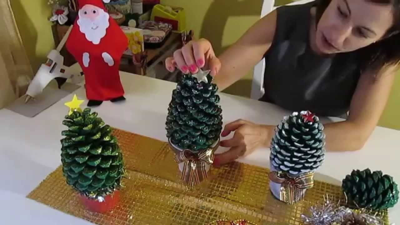 Árvore de Natal feita com uma pinha diy !