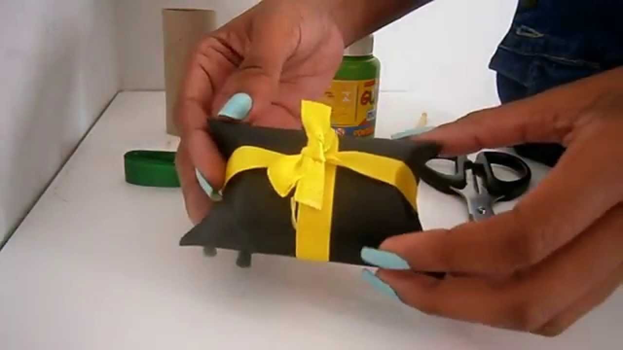 DIY Embalagem para presente com rolo de papel