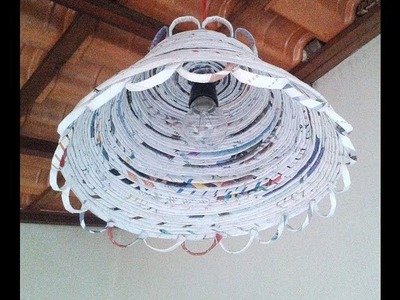 DIY- Luminária feita com folhas de revistas velhas!!! :)