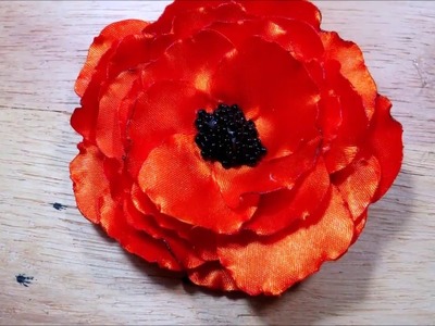 DIY - FLOR DE FITA DE CETIM