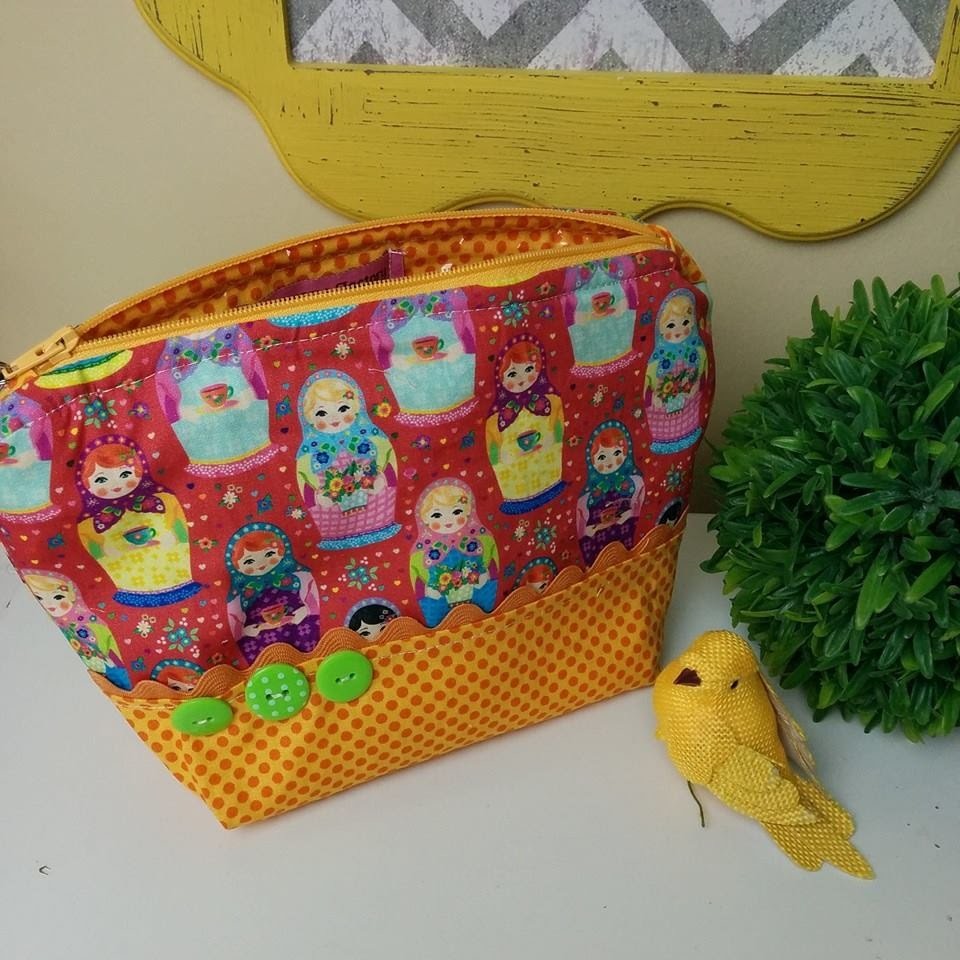 Necessaire Plastificada da Jê