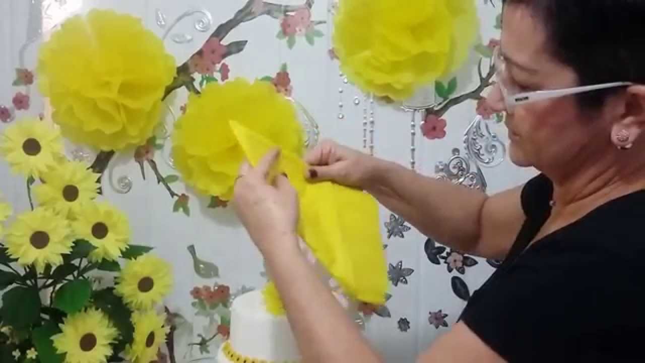 Aula 26 - Mesa Amarela(2.3) Como fazer flores gigantes de papel de seda - Artesanato