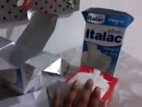 Enfeite de festa feito com caixa de leite