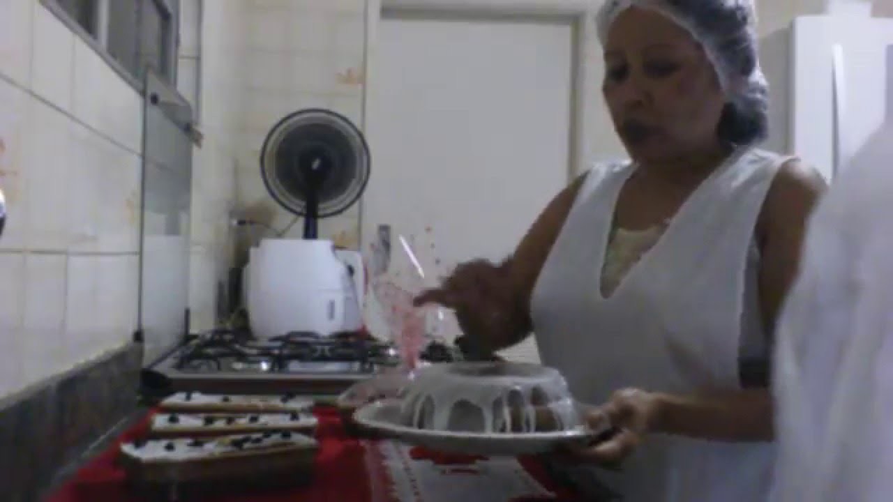 BOLO DE FRUTAS NATALINO