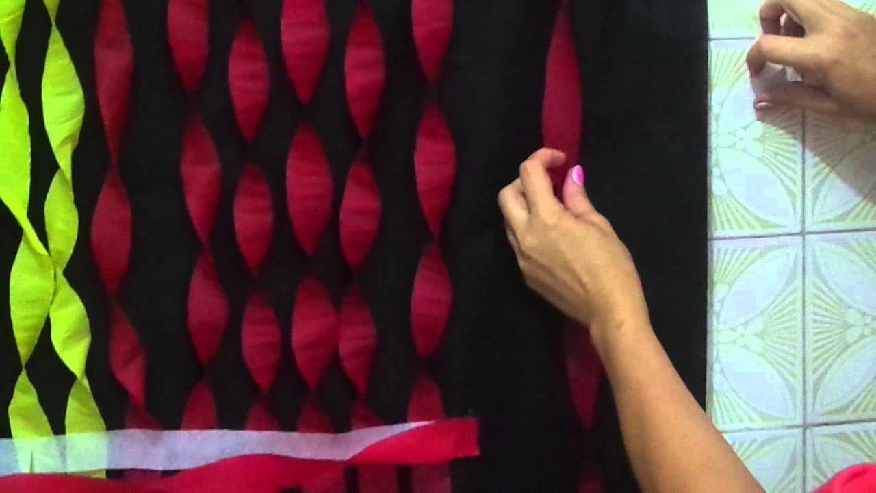 DIY Como fazer Painel Cortina Torcida de Papel Crepom para decoração de festas(como enrolar o papel)