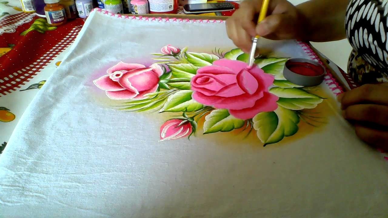 Ensinando a pintar rosas cor de rosa (com lia ribeiro)