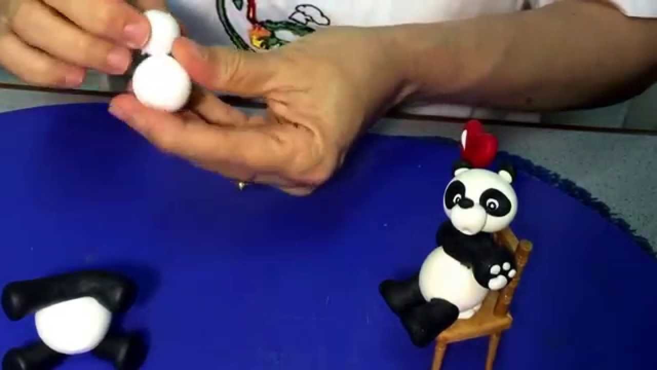 .Osito panda modelado a mano. Porcelana fría, Gum paste, Polymer clay. Orsinho panda