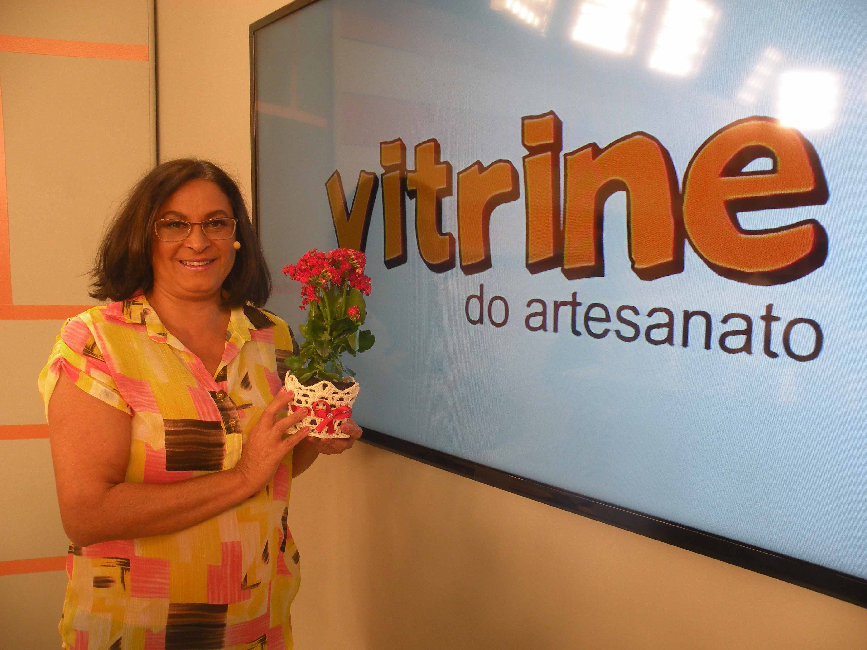 Vaso em Crochê Endurecido com Maria Santos | Vitrine do Artesanato na TV