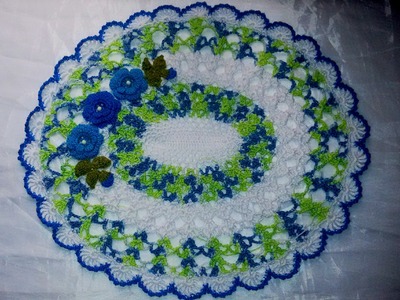 DIY - Centrinho  oval com flores de crochê