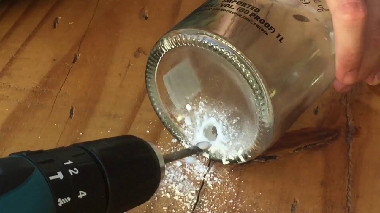 Como furar garrafas de vidro.Parafusadeira D.I.Y. How to drill glass bottles