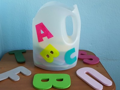 DIY-  Como Fazer um ORGANIZADOR  Para Letras Alfabéticas Com Garrafa de AMACIANTE. 