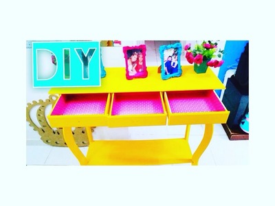 DIY: Faça você mesma seu cantinho de make.