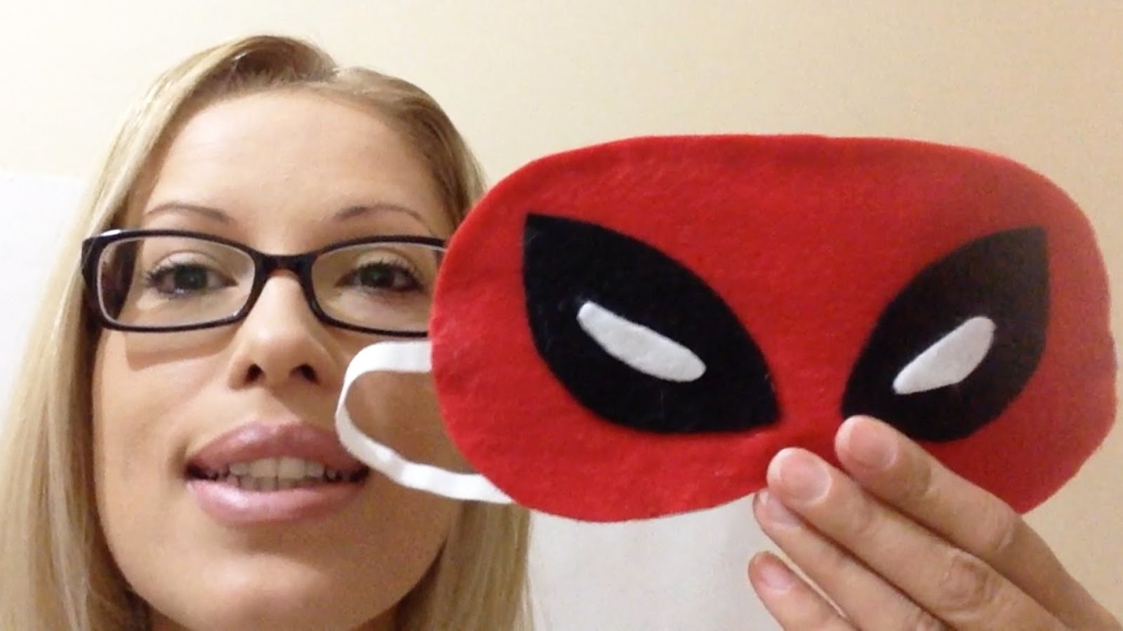 Máscara de Dormir do Deadpool - DIY Artesanato para Crianças
