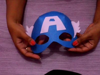 Máscara do Capitão America feita de papel cartão