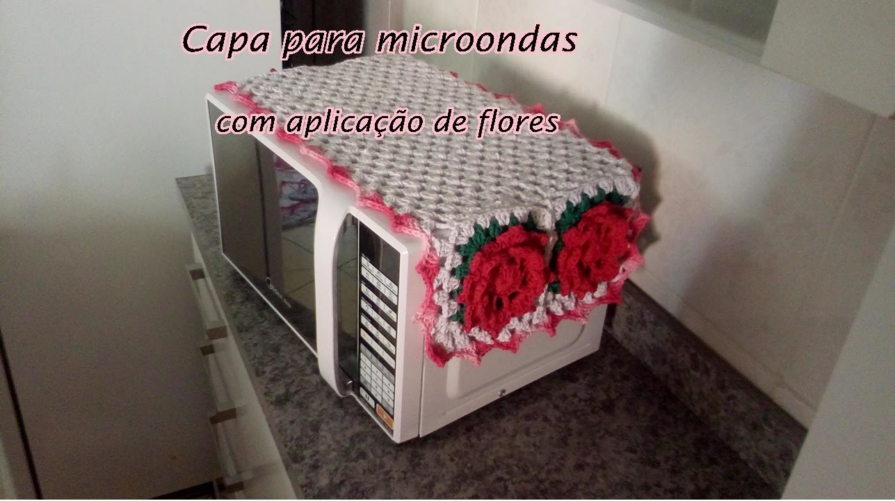 Jogo de cozinha   capa para microondas com aplicação de flores