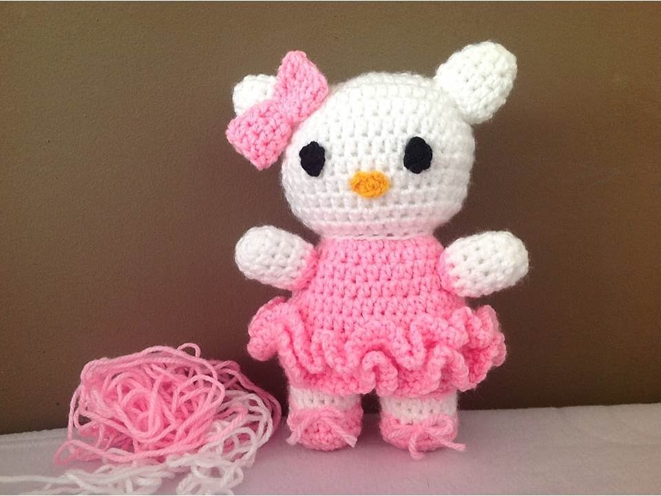 Hello Kitty crochê - Professora Maria Rita