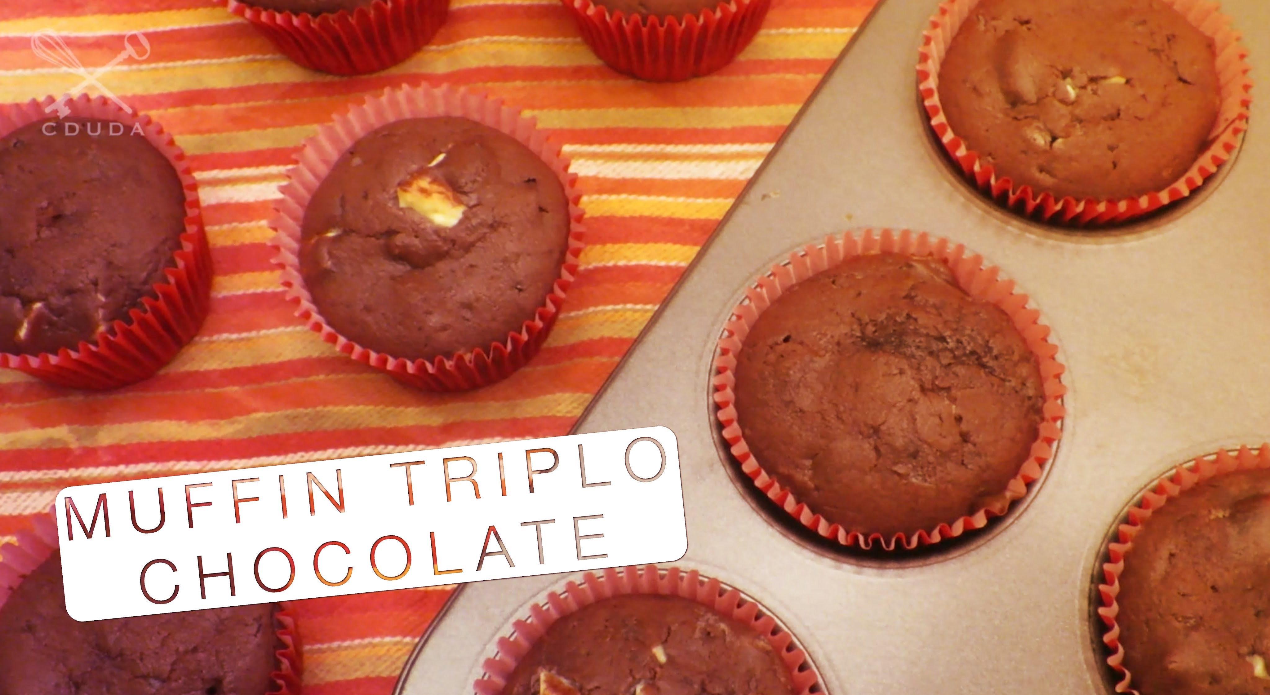Muffin de Chocolate Triplo - Confissões de uma Doceira Amadora