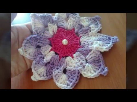 Flor em crochê lilás