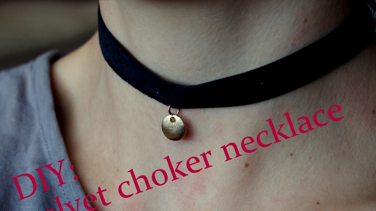 DIY: velvet choker necklace