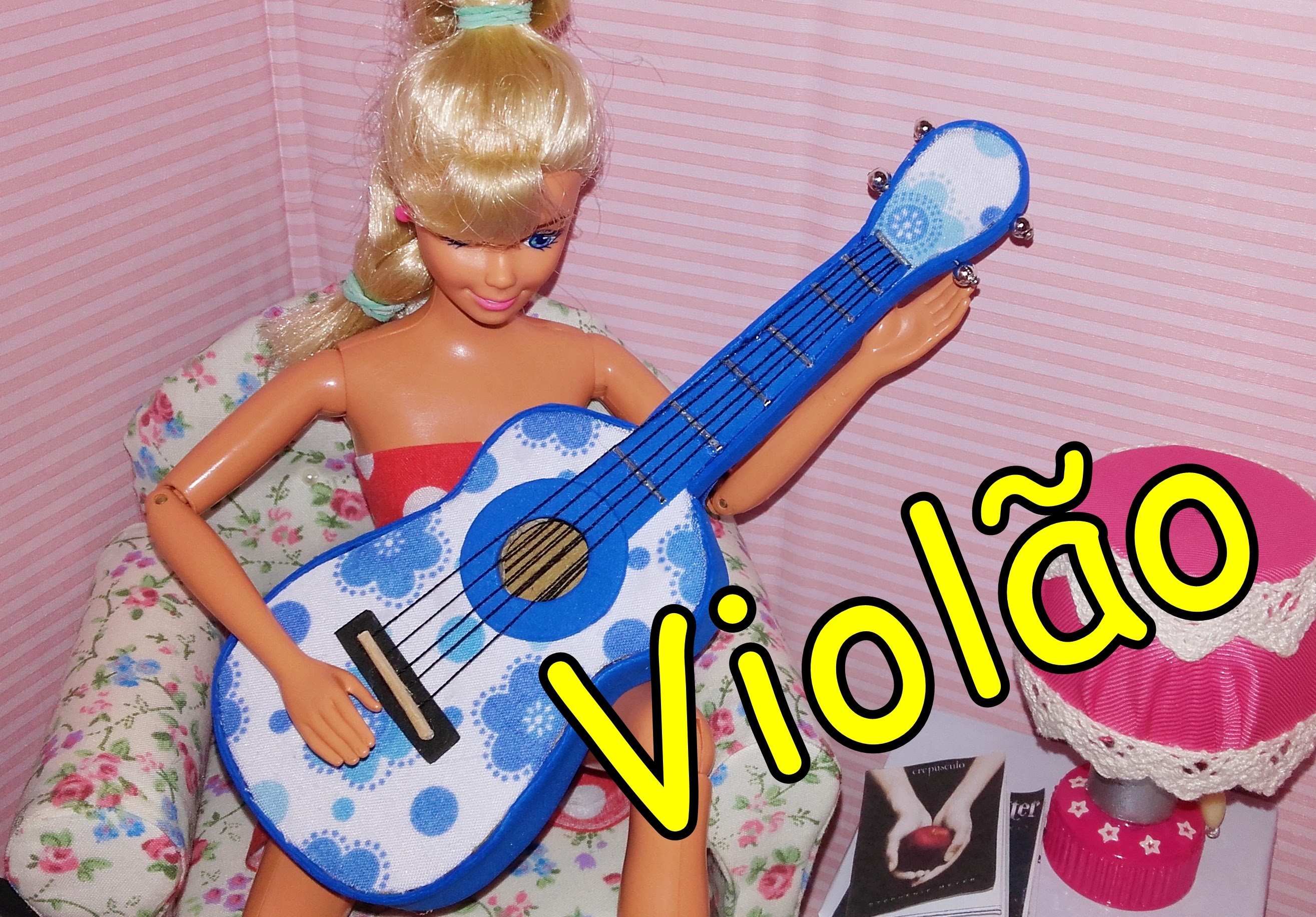 COMO FAZER VIOLÃO.GUITARRA PARA BONECA BARBIE E MONSTER HIGH