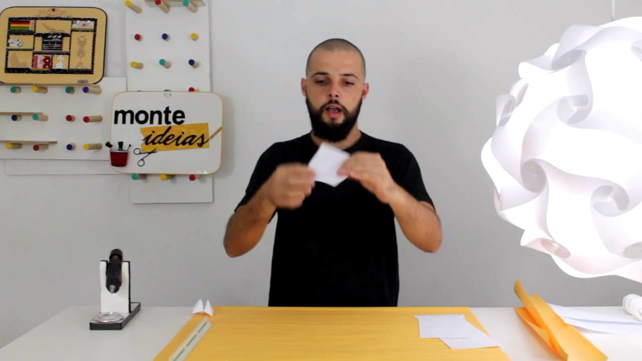 Aprenda a fazer uma linda luminária de Origami com Caius Ruskin