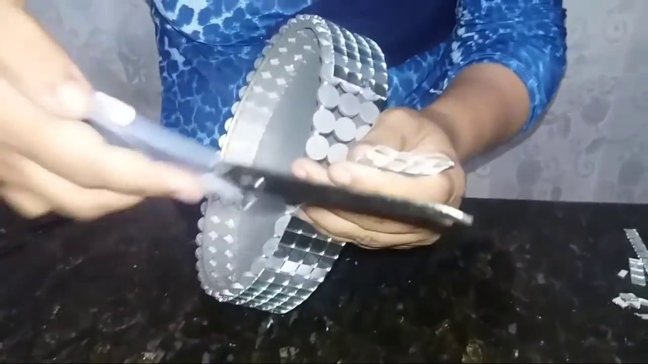 Como fazer bandejas  espelhadas  redondas,suportes  torneavel