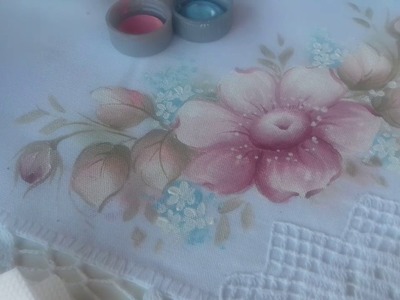 Pintura em tecido. Aprenda pintar flor do campo, botão e folhas suaves.