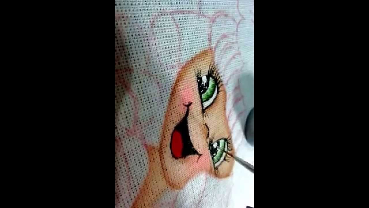 Pintura do olho da boneca