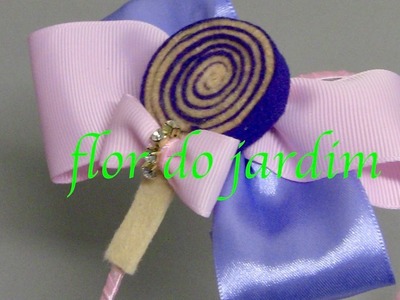 Laço de fita comPirulito  de feltro -Satin ribbon bow