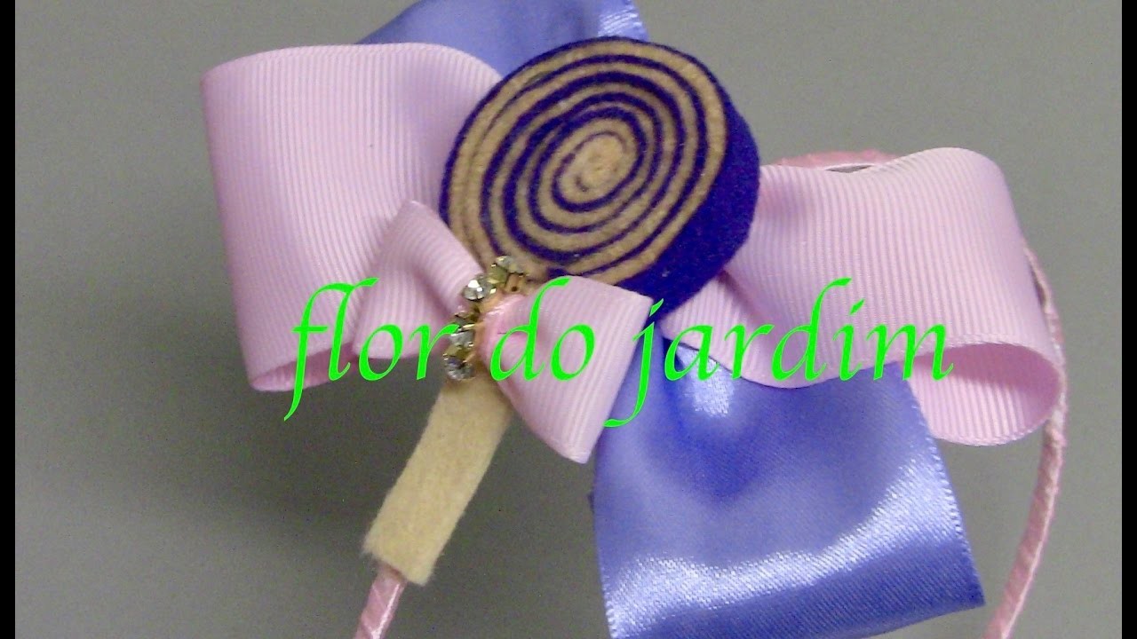 Laço de fita comPirulito  de feltro -Satin ribbon bow