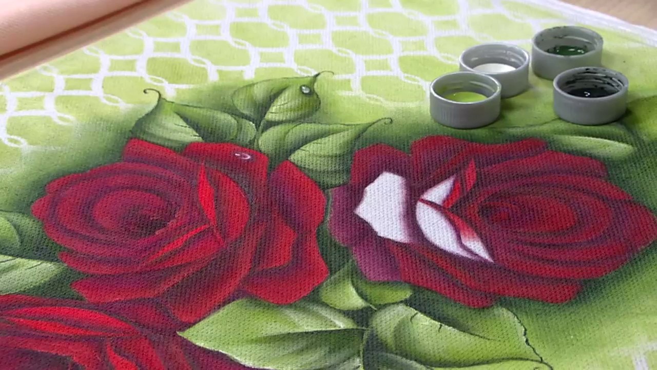 Pintura em tecido: Rosas Vermelhas por Eliana Rolim - 29.03.2017 - Mulher.com P1